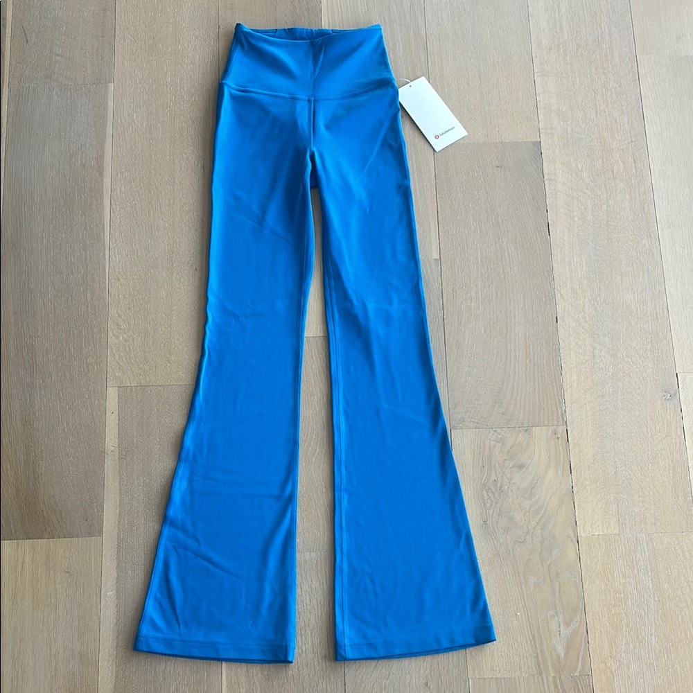 NWT Lululemon Groove Leggings